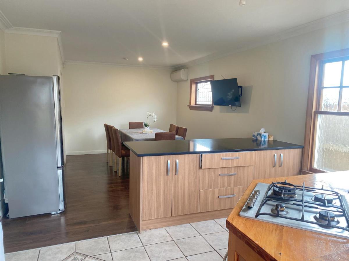 Merivale Four Bedroom House Christchurch Ngoại thất bức ảnh
